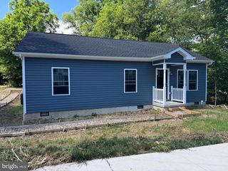 701 BOSTON ST, Martinsburg, WV 25401