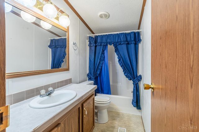 288 W Second Street, Seaman, OH 45679