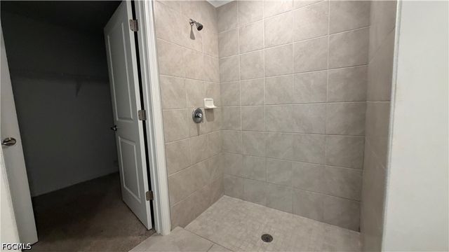 2901 NW 18th PL, Cape Coral, FL 33993