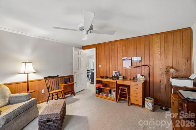 10 N June Lane, Hendersonville, NC 28792