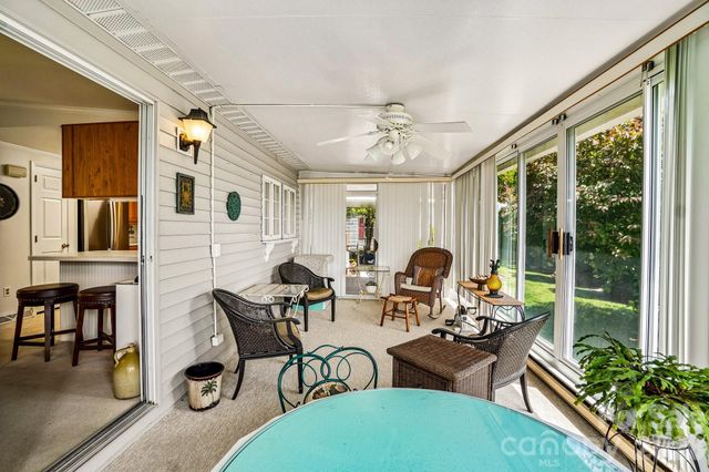 10 N June Lane, Hendersonville, NC 28792