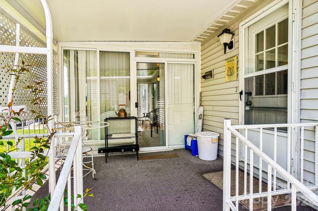 10 N June Lane, Hendersonville, NC 28792