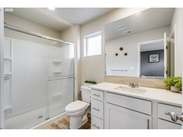 7897 Sw MARA Ct, Portland, OR 97224