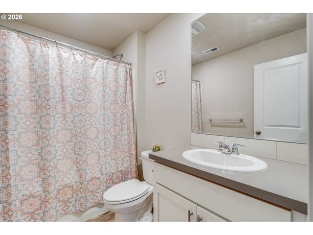 7897 Sw MARA Ct, Portland, OR 97224