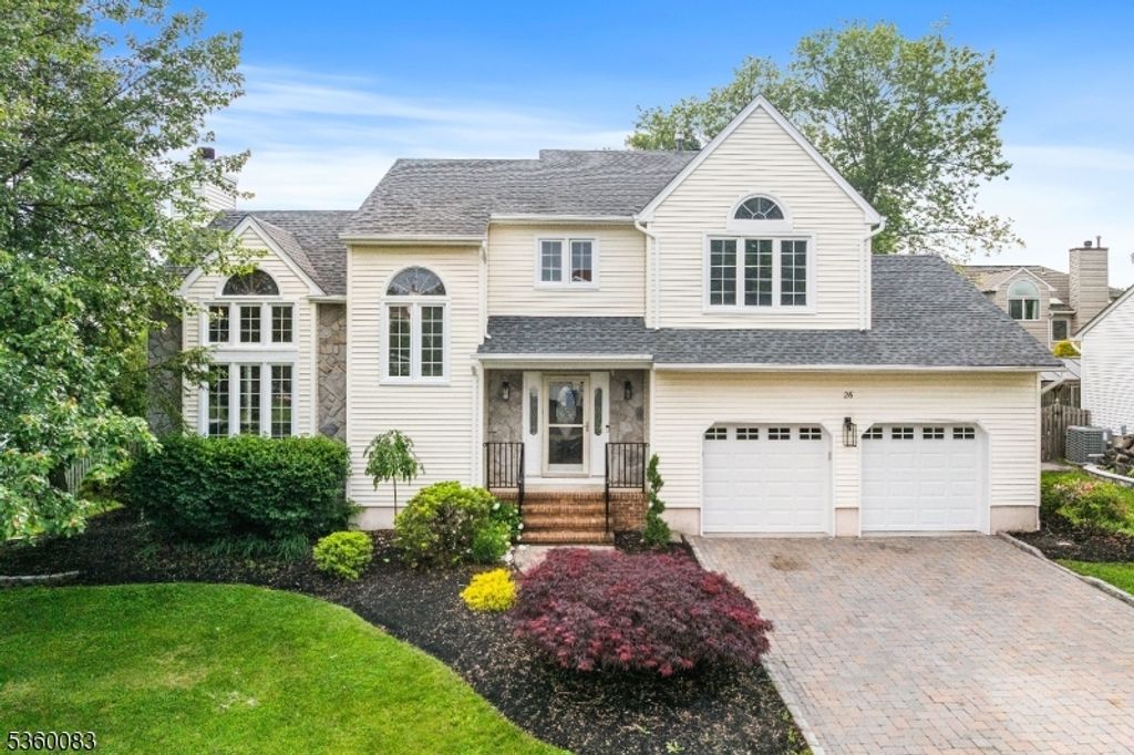 26 Crestmont Dr, Hillsborough Twp., NJ 08844