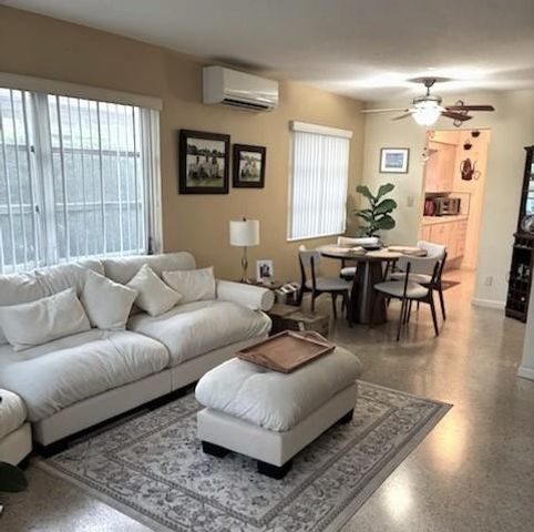 2120 NE 56th Street A, Fort Lauderdale, FL 33308