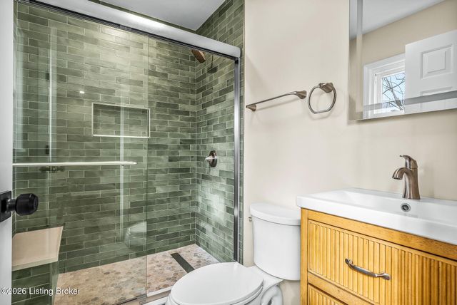 1112 Herr Ln, Louisville, KY 40222