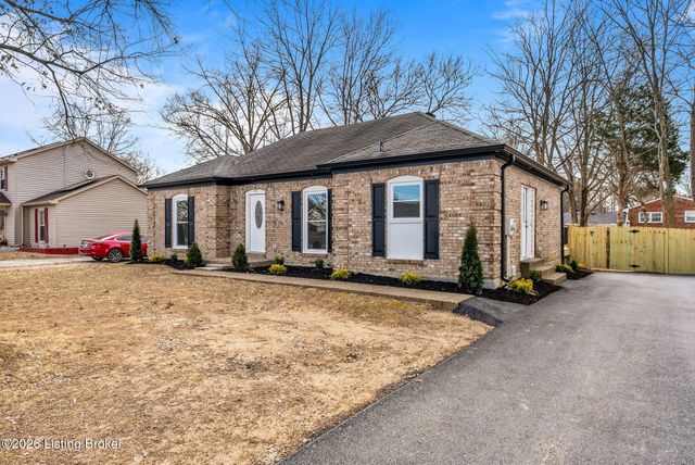 1112 Herr Ln, Louisville, KY 40222