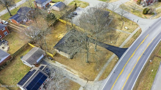 1112 Herr Ln, Louisville, KY 40222