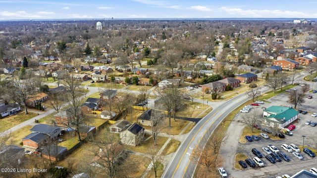 1112 Herr Ln, Louisville, KY 40222