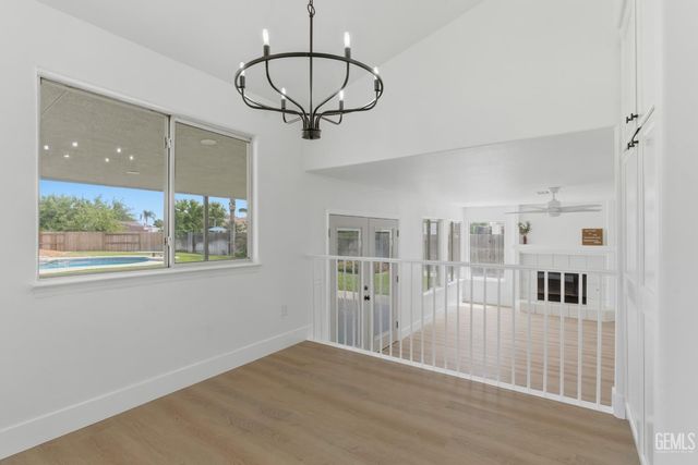 3902 Ocean Breeze Avenue, Bakersfield, CA 93313