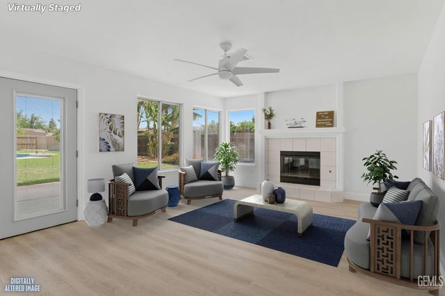 3902 Ocean Breeze Avenue, Bakersfield, CA 93313
