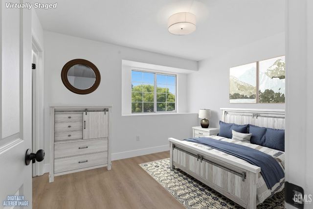 3902 Ocean Breeze Avenue, Bakersfield, CA 93313