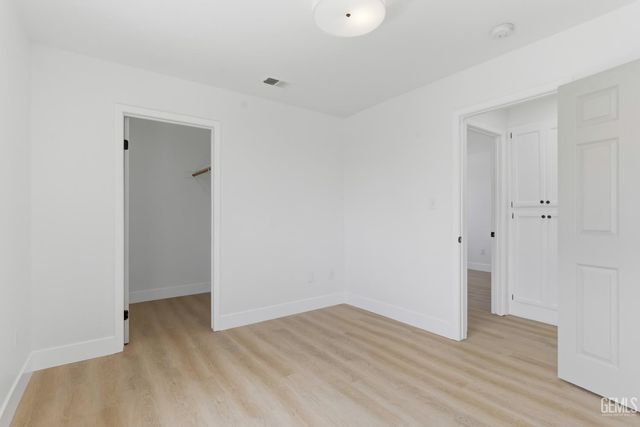 3902 Ocean Breeze Avenue, Bakersfield, CA 93313