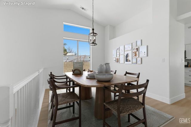 3902 Ocean Breeze Avenue, Bakersfield, CA 93313