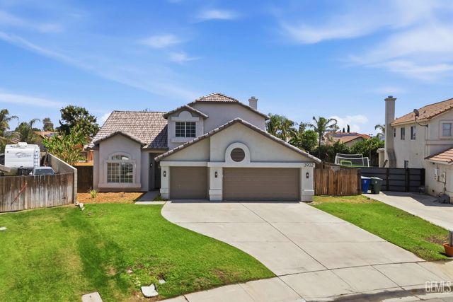3902 Ocean Breeze Avenue, Bakersfield, CA 93313
