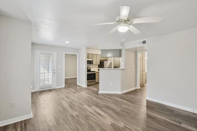 20000 Saums Road 15201, Katy, TX 77449