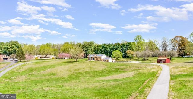 4311 HARDESTY CT, Huntingtown, MD 20639