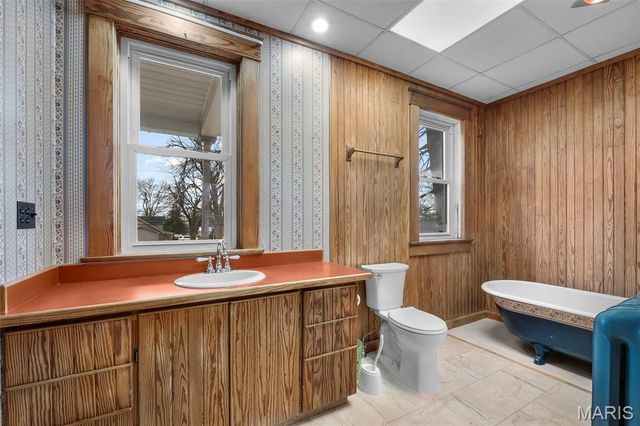 24 S Walnut Street, Perryville, MO 63775