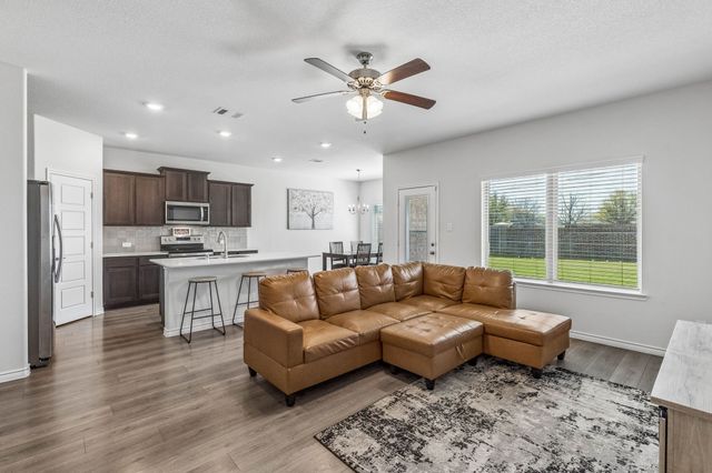 113 Cottage Lane, Royse City, TX 75189