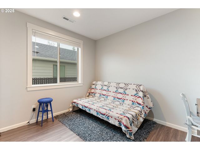 114 ZEPHYR Dr, Silver Lake, WA 98645