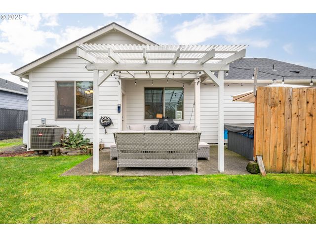 114 ZEPHYR Dr, Silver Lake, WA 98645