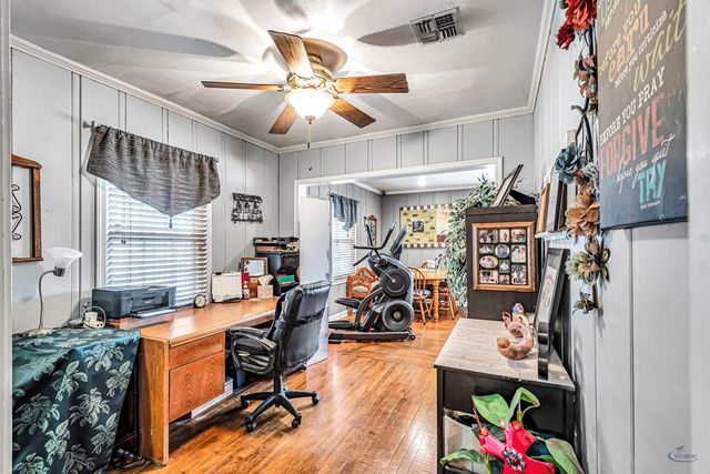 800 W 17th St, Big Spring, TX 79720