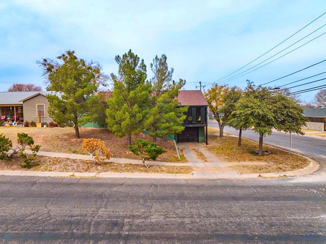 800 W 17th St, Big Spring, TX 79720