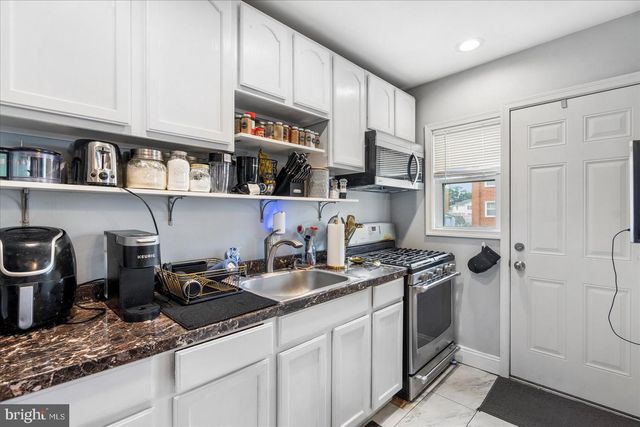 909 ARNCLIFFE RD, Baltimore, MD 21221