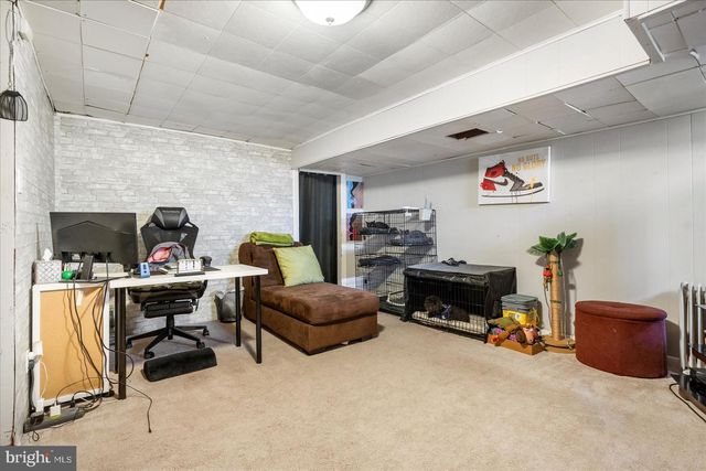 909 ARNCLIFFE RD, Baltimore, MD 21221