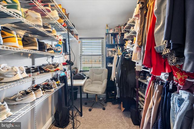 909 ARNCLIFFE RD, Baltimore, MD 21221