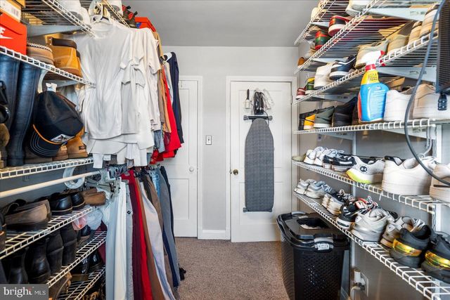 909 ARNCLIFFE RD, Baltimore, MD 21221