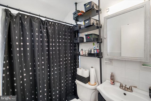 909 ARNCLIFFE RD, Baltimore, MD 21221