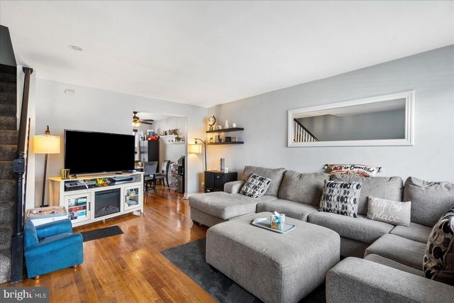 909 ARNCLIFFE RD, Baltimore, MD 21221