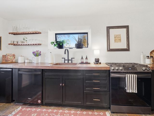 824 Dunlap Street A, Santa Fe, NM 87501