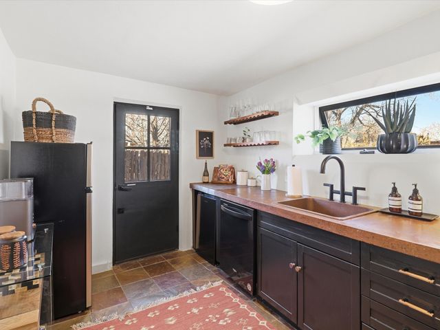 824 Dunlap Street A, Santa Fe, NM 87501