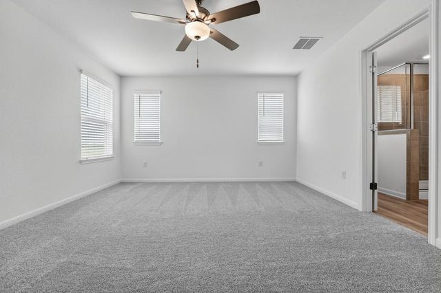 5820 Swedish Farms TER, Del Valle, TX 78617