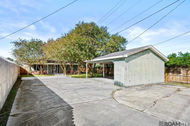 1100 Tiger Dr, Thibodaux, LA 70301