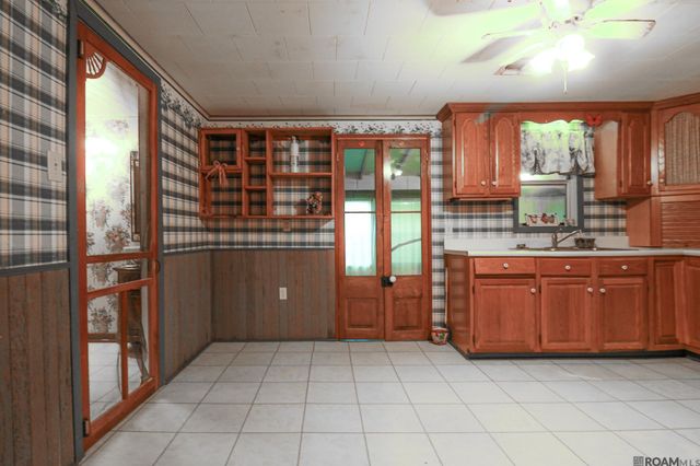 1100 Tiger Dr, Thibodaux, LA 70301