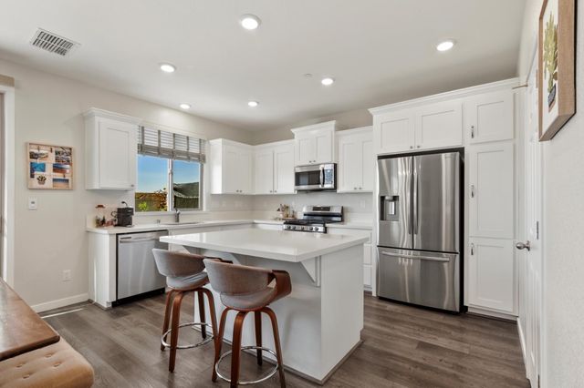 3116 Le Bourget Ln, Lincoln, CA 95648