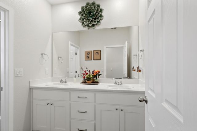 3116 Le Bourget Ln, Lincoln, CA 95648