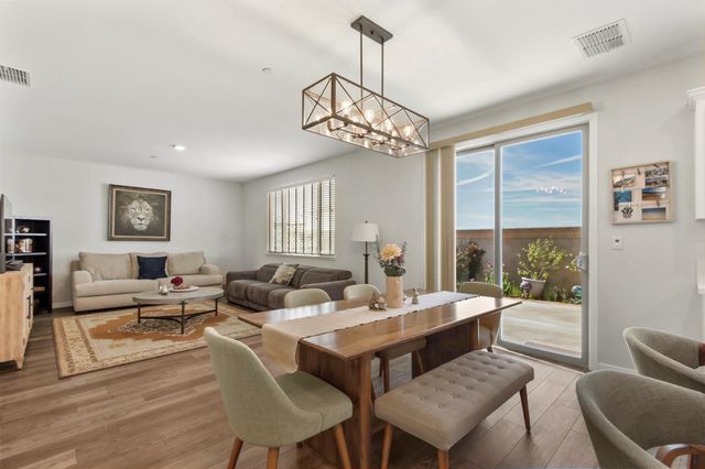 3116 Le Bourget Ln, Lincoln, CA 95648