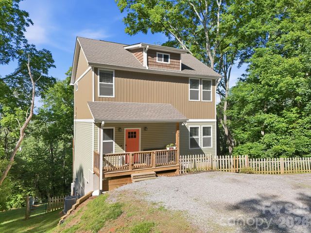 239 Northside Street, Canton, NC 28716