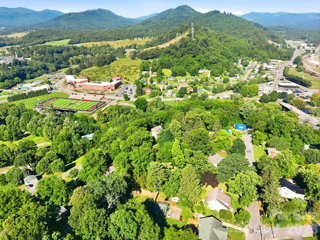 239 Northside Street, Canton, NC 28716