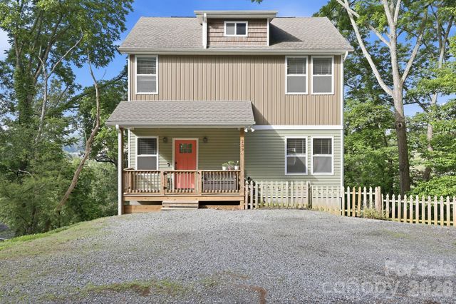 239 Northside Street, Canton, NC 28716