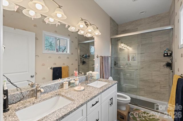 239 Northside Street, Canton, NC 28716