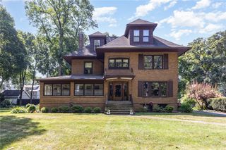 89 Browncroft Boulevard, Rochester, NY 14609