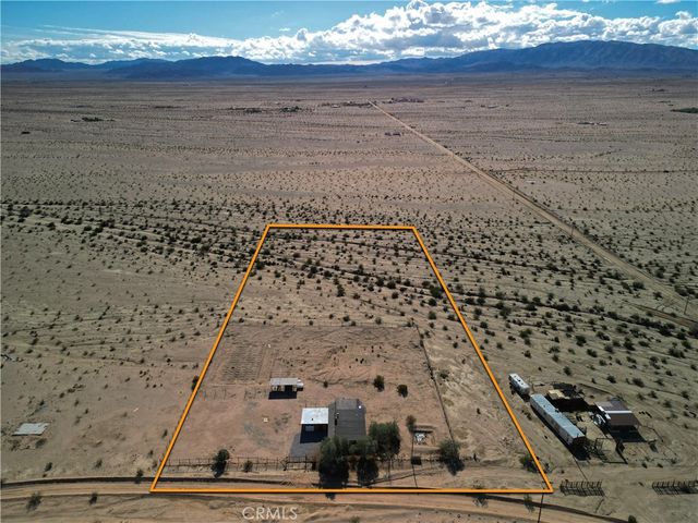 81371 Garden, 29 Palms, CA 92277