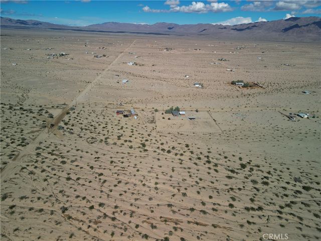 81371 Garden, 29 Palms, CA 92277