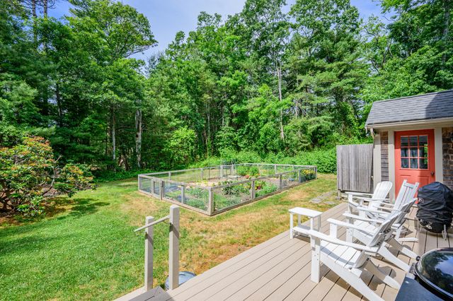 23 Portanimicut Road, Orleans, MA 02653